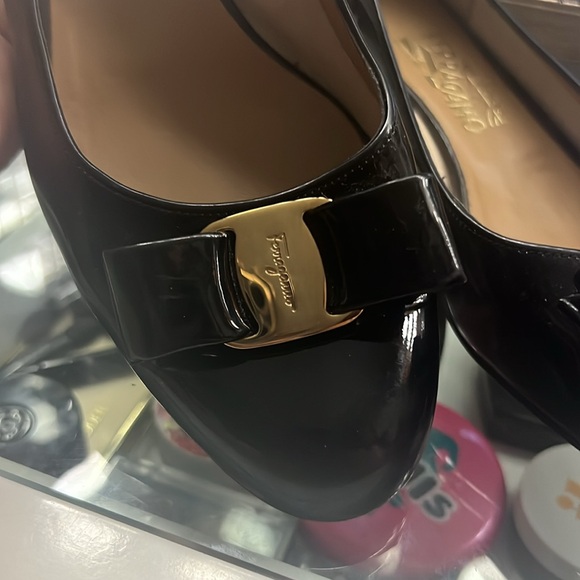 Salvatore Ferragamo women’s heels - Picture 3 of 5